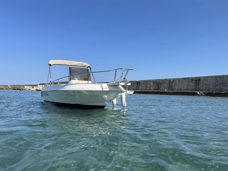 Boat rental Salpa Salpa Soleil 20 in Sète on Samboat
