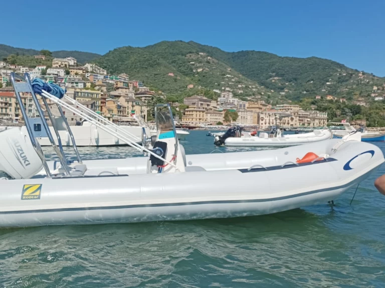 RIB rental in Rapallo - Zodiac Medline 500