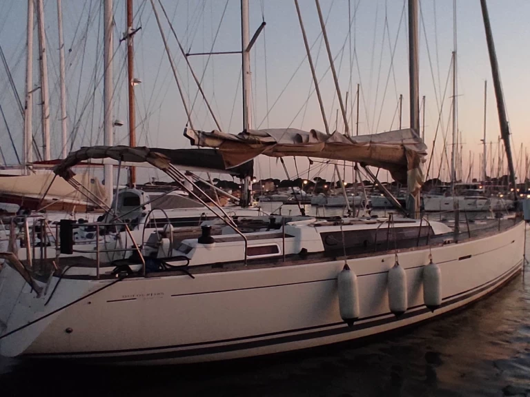 Boat rental Dufour Dufour 485 Grand Large in Port de Hyères (St Pierre) on Samboat