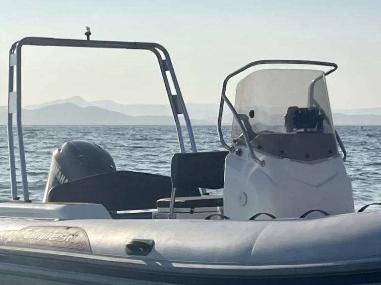 Capelli Tempest 626 Luxe in Hyères on SamBoat