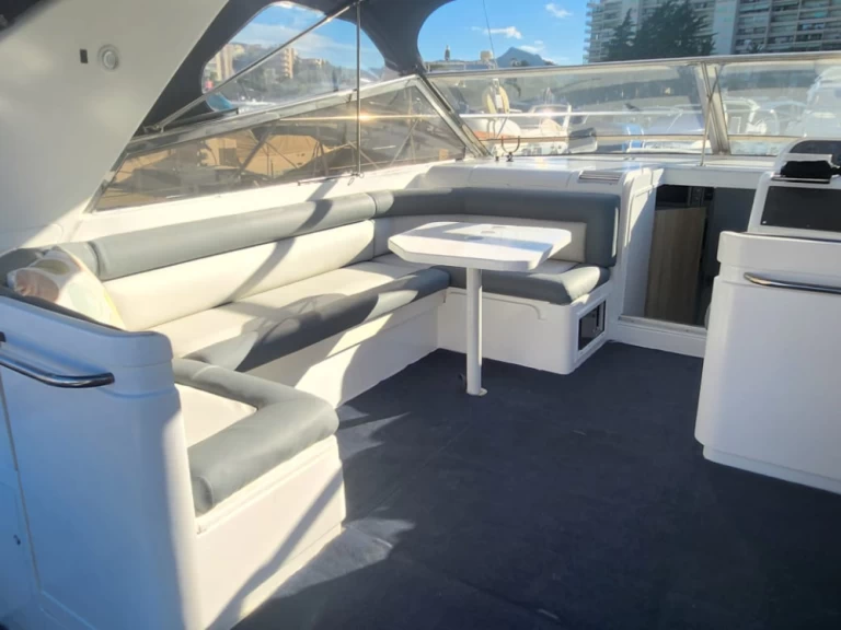 Motorboat rental with or without captain Fairline Cannes