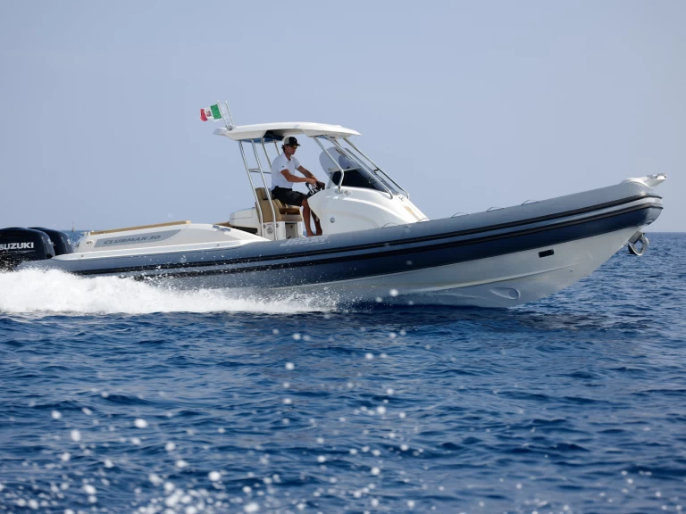 Yacht charter Porto Cervo cheap Clubman 30