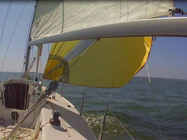 Rent a J Composites J80 Pornic