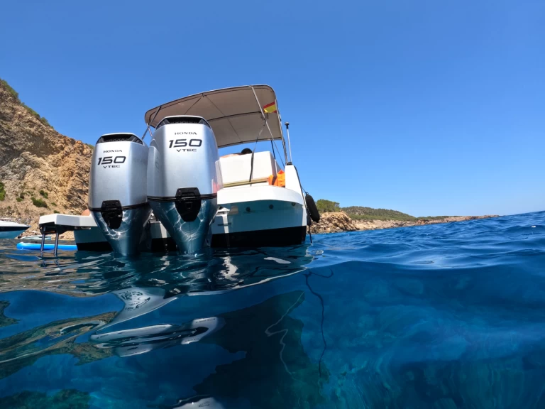 Zephyr Zephyr 800 charter bareboat or captained in  Santa Eulària des Riu