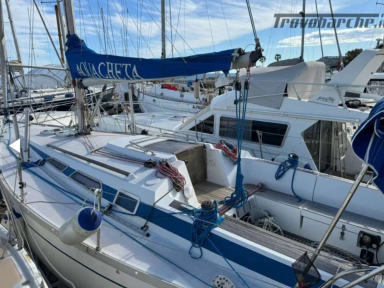 Cantiere Del Pardo Grand Soleil 343 in Sanremo on SamBoat