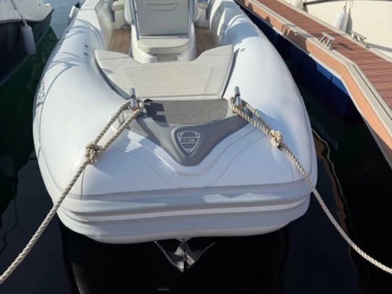 Bareboat Rental RIB Sacs with a boat licence