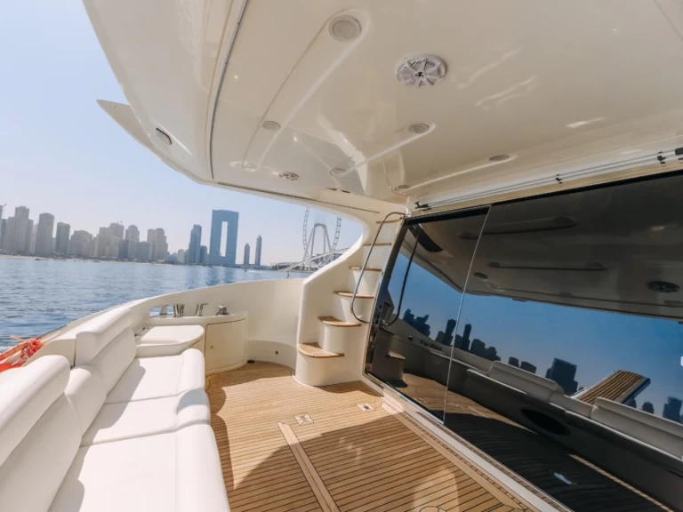 Bareboat Rental Motorboat Azimut with a boat licence