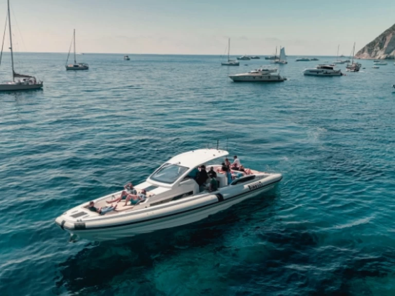 RIB rental with or without captain Pirelli Naples