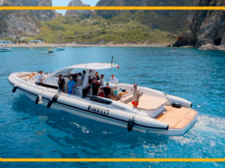 RIB rental in Naples - Pirelli 50 EFB