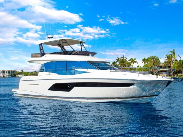Luxury Yacht for rent Porto-Vecchio at the best price