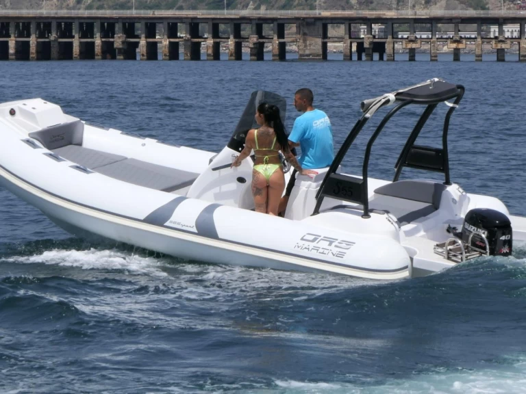 Yacht charter Fornells cheap Oromarine S-65