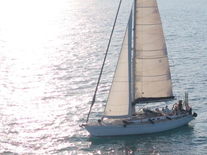 Yacht charter La Spezia cheap CANADOS 44