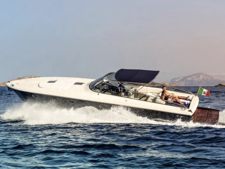 Motorboat rental in Porto Cervo - Itama Itama 40