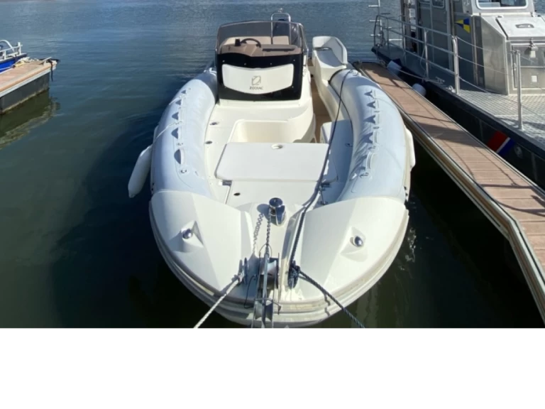 Zodiac NZ-O 760 in Cap Ferret on SamBoat