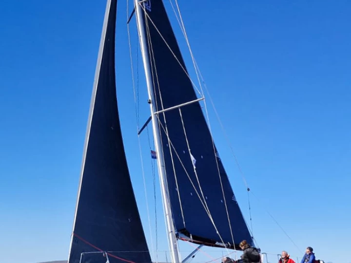 Rent a Dehler Dehler 38 SQ Punat