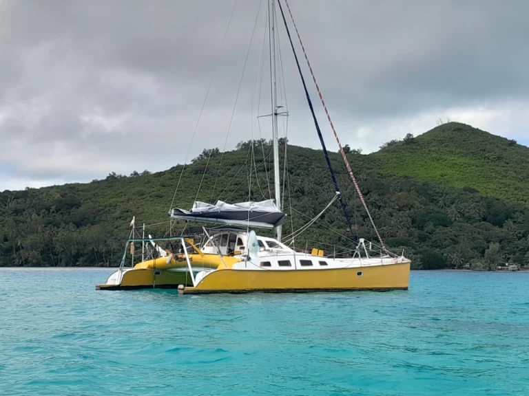 Bareboat Rental Catamaran Outremer with a boat licence