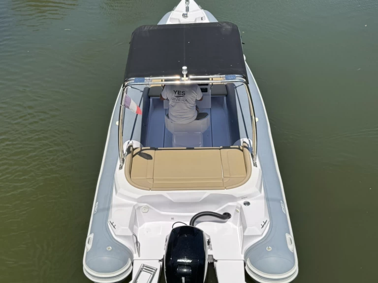 Boat rental Predator 650 in Mandelieu-la-Napoule on Samboat