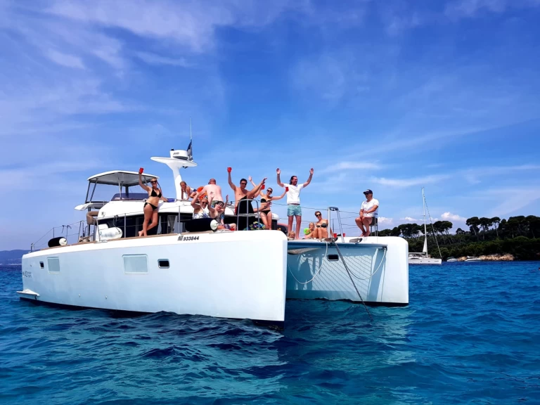 Rent a Lagoon Lagoon 40 Cannes