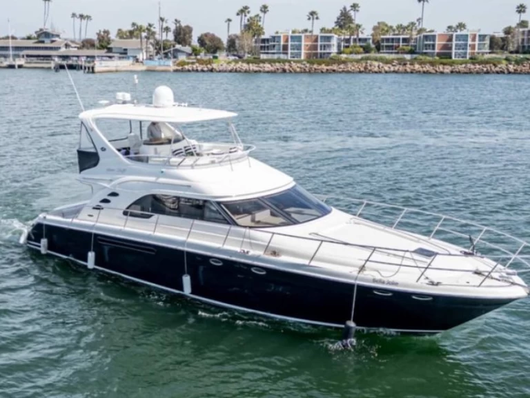 Sea Ray 600 Sun sport in Marina Del Rey on SamBoat