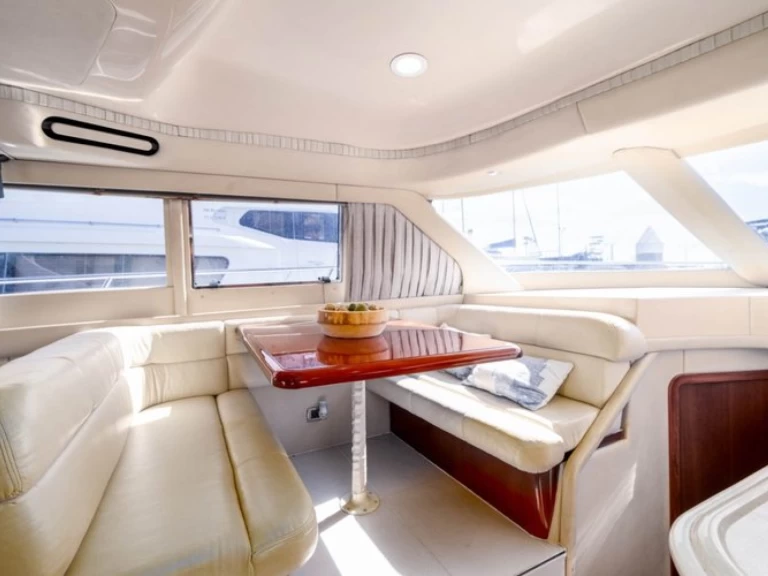 Motorboat rental in Marina Del Rey - Sea Ray 600 Sun sport