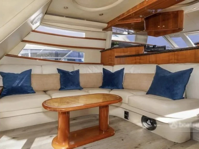 Bareboat Rental Motorboat Neptunus with a boat licence