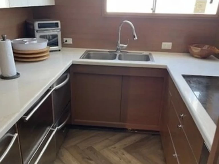 Luxury Yacht for rent Long Beach at the best price