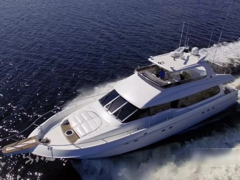 Luxury Yacht rental with or without captain Custom Newport Beach