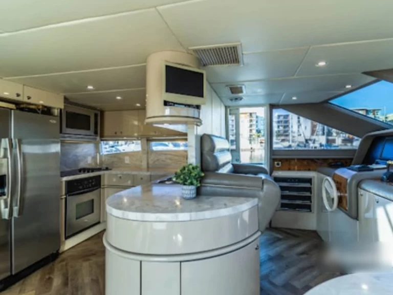 Luxury Yacht for rent Newport Beach at the best price