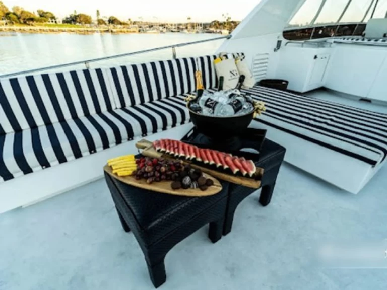 Custom Motor Yacht in Newport Beach on SamBoat