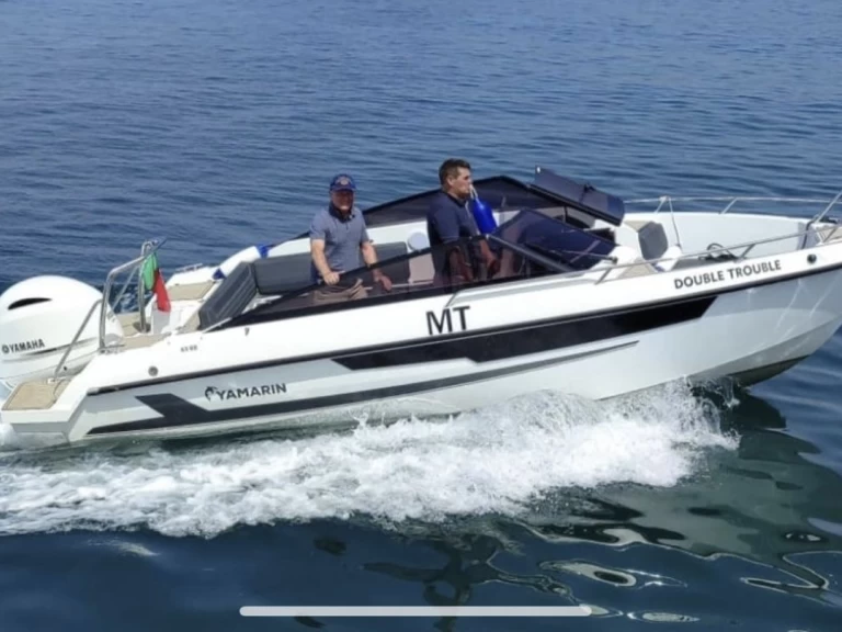 Motorboat for rent Marina de Lagos at the best price