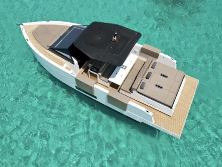 De Antonio D34 in Cannes on SamBoat