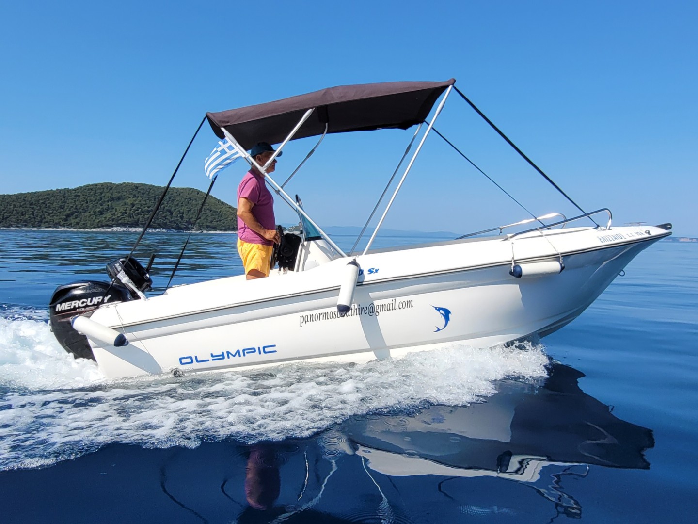 Rent a Motorboat Olympic 4.90 sx in Panormos | SamBoat