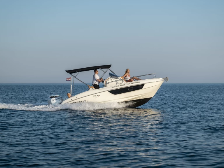 Prua al vento 7.0WA in Marina Polesana on SamBoat