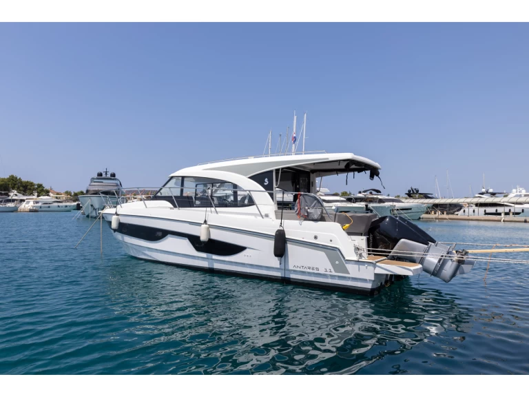 Motorboat rental in Rogoznica - Bénéteau Antares 11 OB