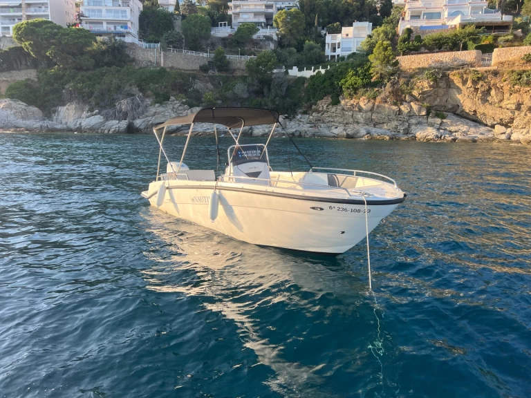 Motorboat rental with or without captain Orizzonti Empuriabrava