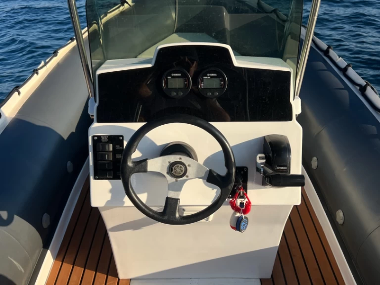 Rent a Joker Boat Master Empuriabrava