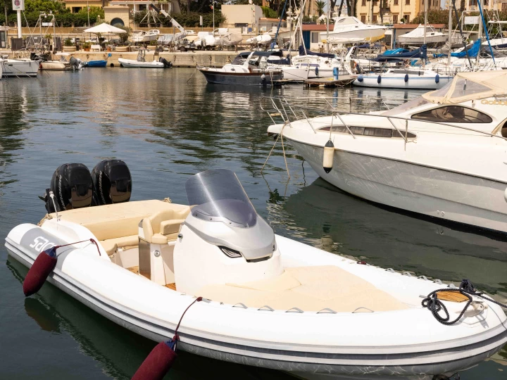 Boat rental Sacs Strider 9 in Marsala on Samboat