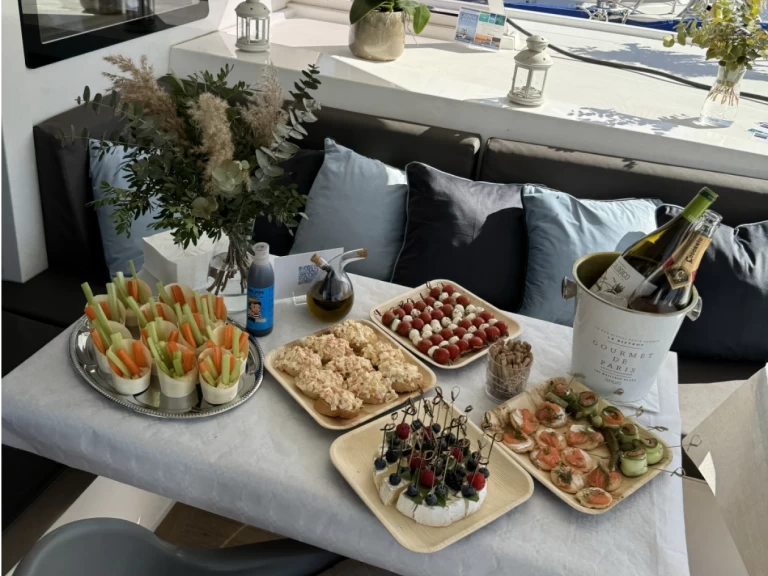 Catamaran rental with or without captain Bavaria Dénia