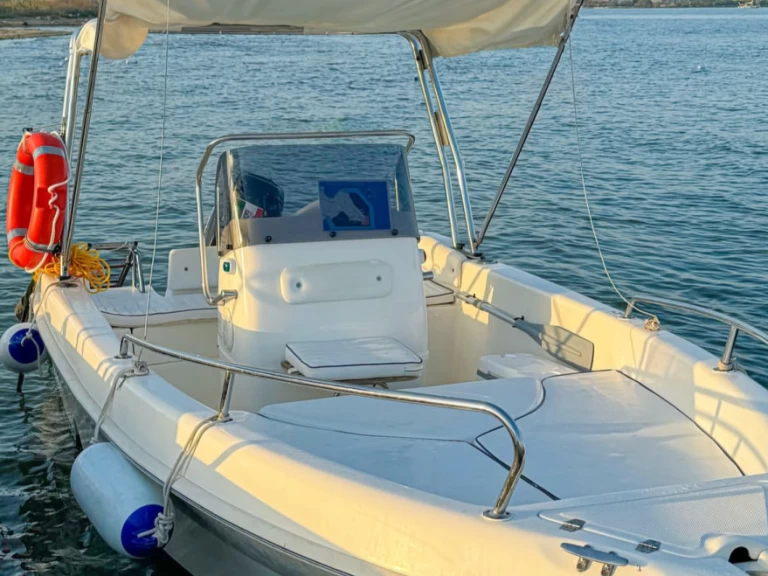 Boat rental Allegra Boats Open 510 in Siracusa on Samboat