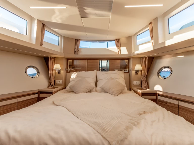 Bareboat Rental Luxury Yacht Greenline with a boat licence