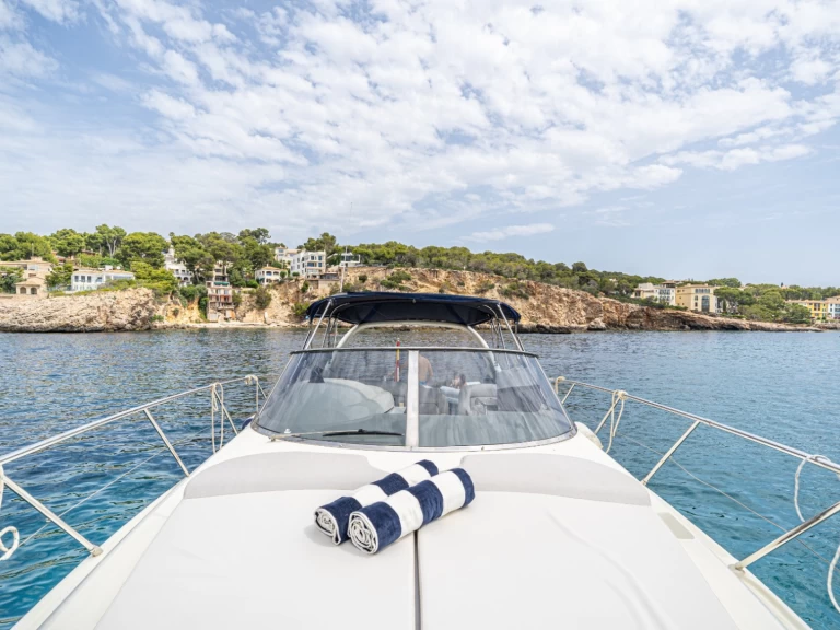 Motorboat rental in Palma de Mallorca - Cranchi Endurance 39