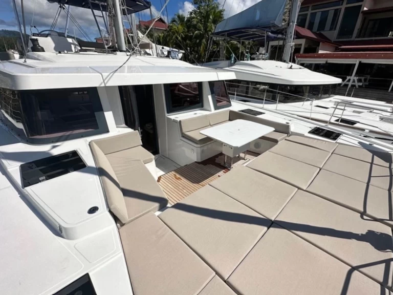 Rent a Bali Catana 48 Antibes