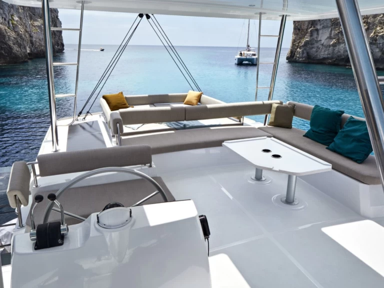 Catamaran rental in Antibes - Bali Catana 48