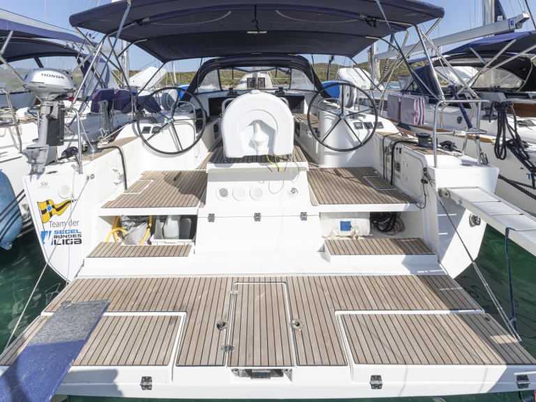 Yacht charter San Vincenzo cheap Dufour 500 Grand Large