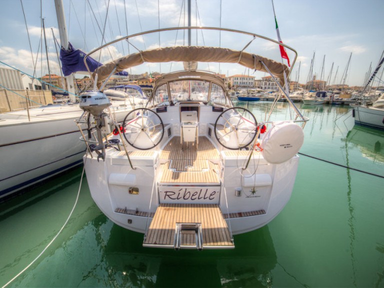 Jeanneau Sun Odyssey 439 in San Vincenzo on SamBoat