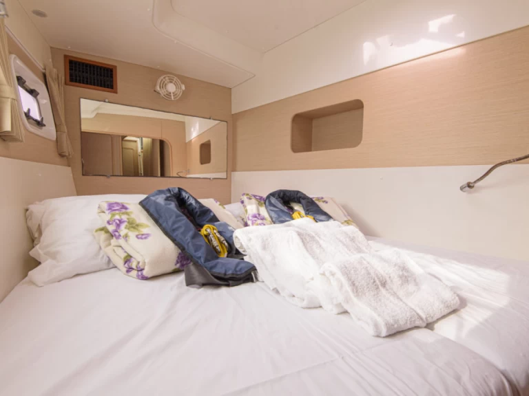 Rent a Lagoon Lagoon 440 San Vincenzo