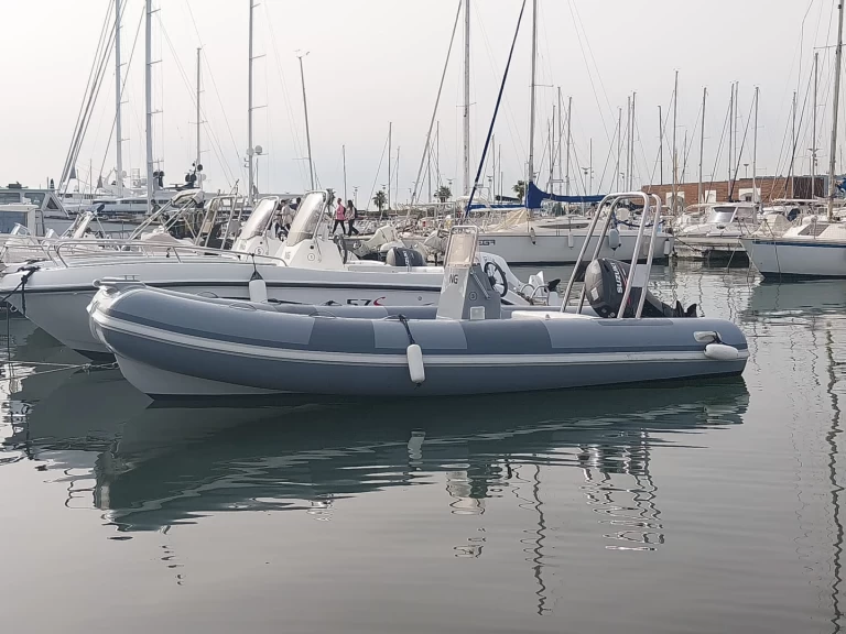 RIB for rent La Spezia at the best price