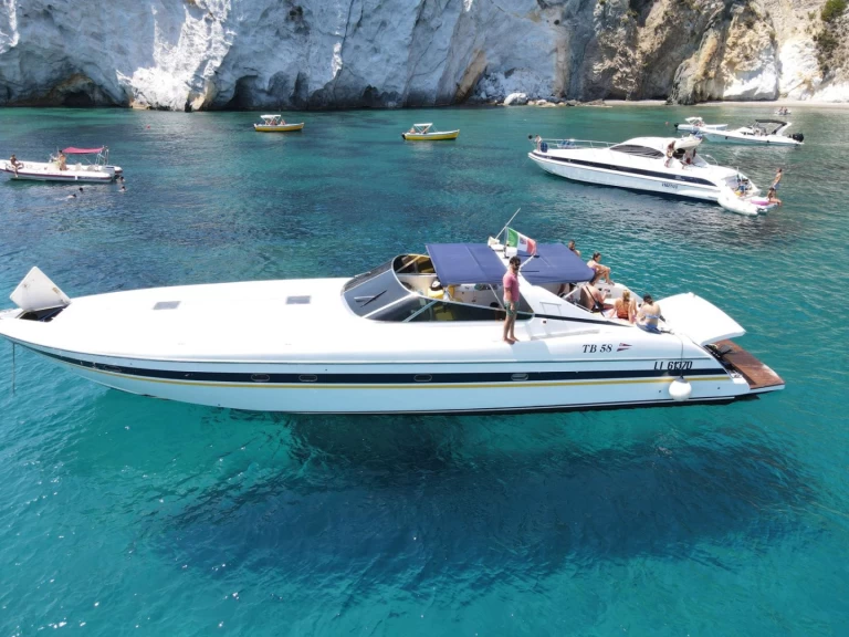 Motorboat for rent Porto Cervo at the best price