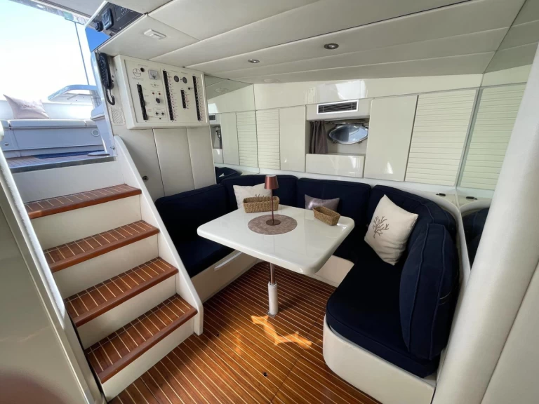 Yacht charter Porto Cervo cheap Motorboat