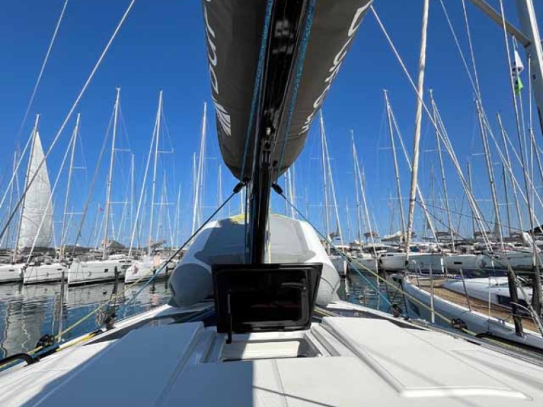 Rent a Dufour Dufour 41 Performance Biograd na Moru